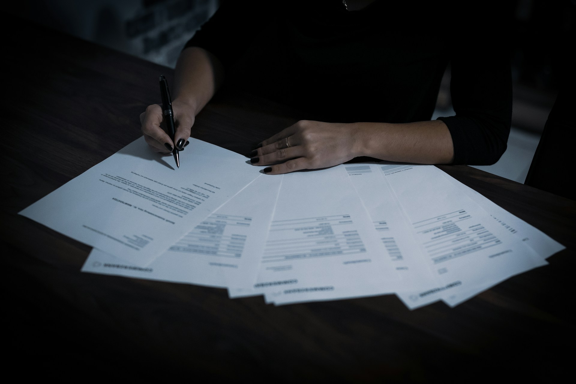 How to Choose a Web Designer or Agency and Questions to Ask Before You Sign